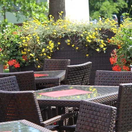 Hotel Planeta & Restauracja